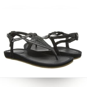 Teva Women's Capri Sandal Black T Strap Sandals Size 10